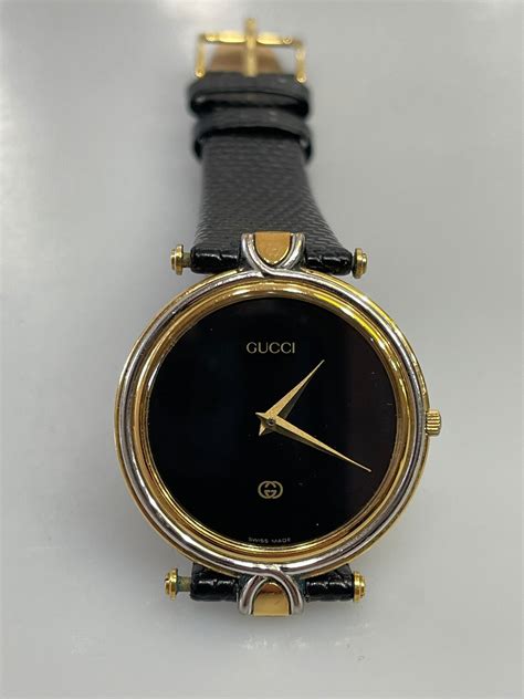 what size battery does my gucci watch take